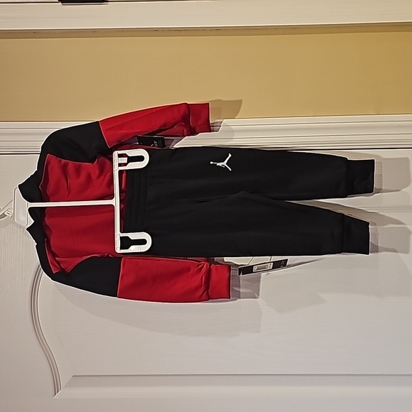 NWT Jordan Two piece - Picture 6 of 6